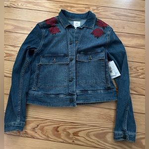 LuLaRoe NWT Denim Kenny jacket with red rose appliqué Size M